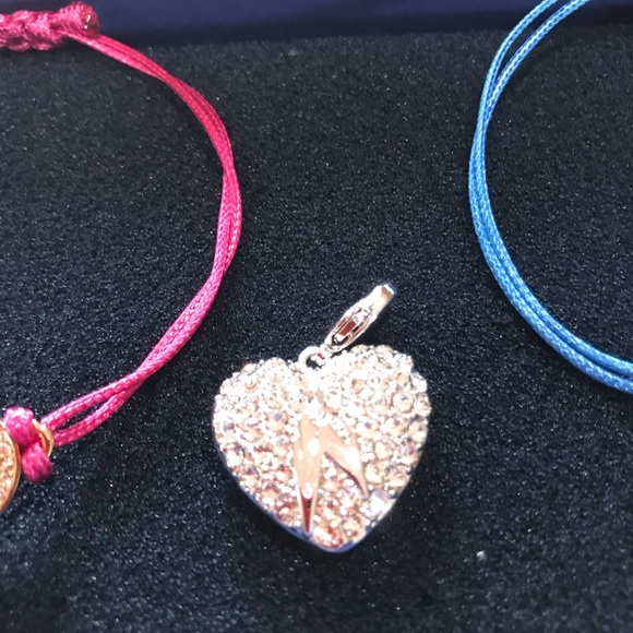 NY Swarovski One World Observatory bracelets and Charms - Picture 4 of 4
